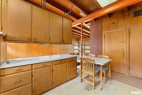 Tiny photo for 2575 33RD Street, Moline, IL 61265 (MLS # QC4269150)