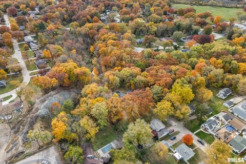 Tiny photo for 2575 33RD Street, Moline, IL 61265 (MLS # QC4269150)