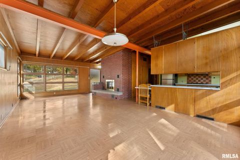 Tiny photo for 2575 33RD Street, Moline, IL 61265 (MLS # QC4269150)