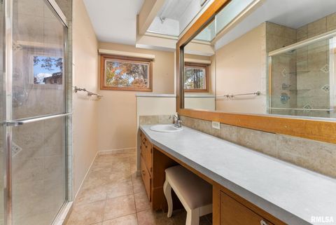 Tiny photo for 2575 33RD Street, Moline, IL 61265 (MLS # QC4269150)