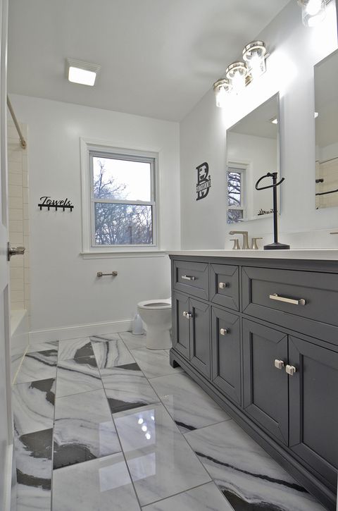 Tiny photo for 2131 N 2653rd Road, Marseilles, IL 61341 (MLS # 12349174)