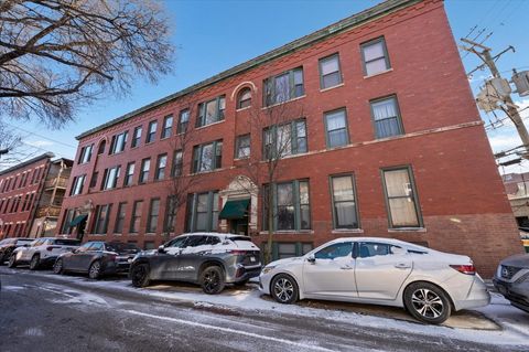 2013 W Concord Place C Chicago IL 60647