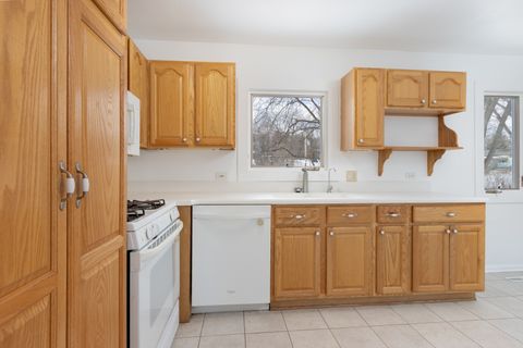 Tiny photo for 6209 Sands Road, Crystal Lake, IL 60014 (MLS # 12539432)