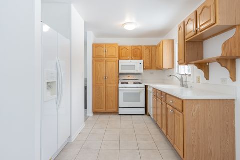 Tiny photo for 6209 Sands Road, Crystal Lake, IL 60014 (MLS # 12539432)