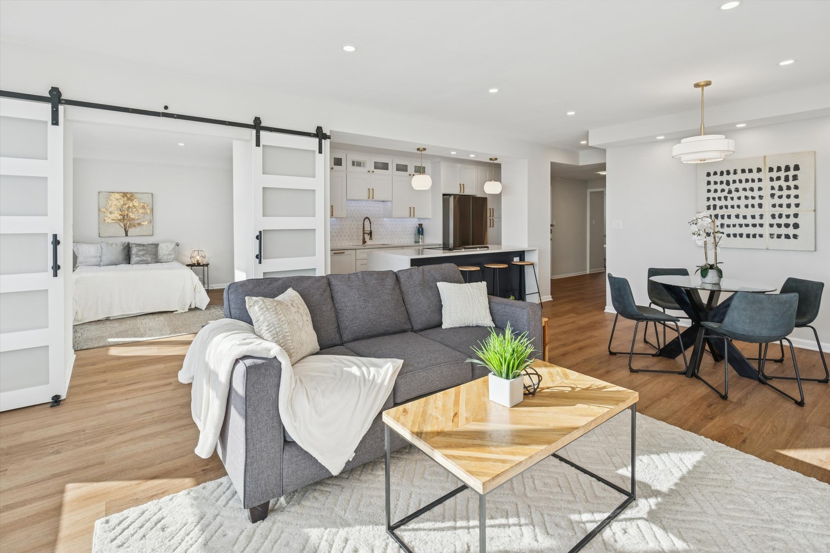 3180 N LAKE SHORE Drive 19D