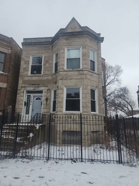 339 S Kilbourn Avenue Chicago IL 60624