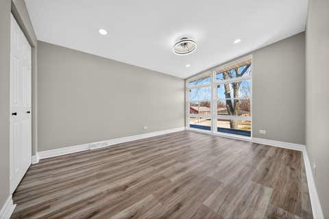 Tiny photo for 14940 Oak Street, Dolton, IL 60419 (MLS # 12678671)