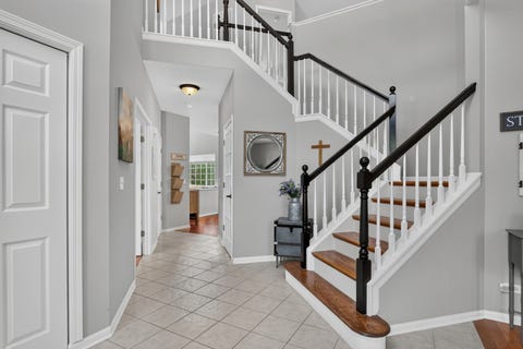 Tiny photo for 479 Nuthatch Way, Lindenhurst, IL 60046 (MLS # 12718388)
