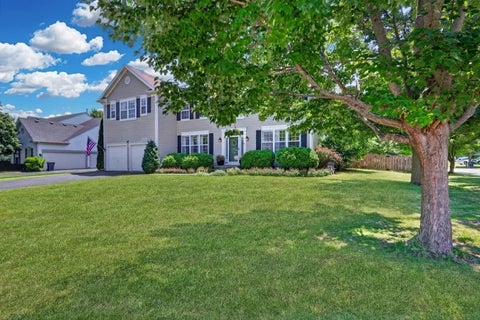 Tiny photo for 479 Nuthatch Way, Lindenhurst, IL 60046 (MLS # 12718388)