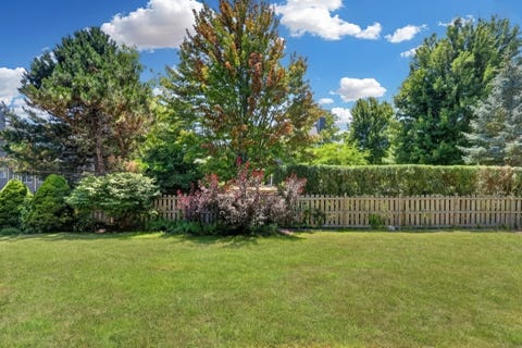 Tiny photo for 479 Nuthatch Way, Lindenhurst, IL 60046 (MLS # 12718388)