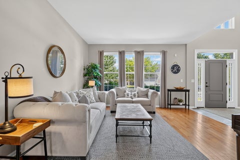 Tiny photo for 479 Nuthatch Way, Lindenhurst, IL 60046 (MLS # 12718388)