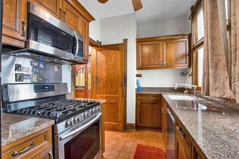 Tiny photo for 2244 N Maplewood Avenue, Chicago, IL 60647 (MLS # 12618609)