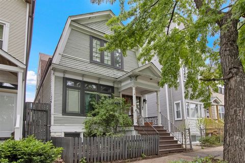 Photo of 2244 N Maplewood Avenue, Chicago, IL 60647 (MLS # 12618609)