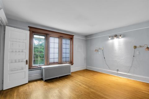 Tiny photo for 2244 N Maplewood Avenue, Chicago, IL 60647 (MLS # 12618609)