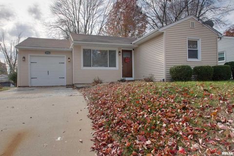 Tiny photo for 2934 HAMPSHIRE Street, Quincy, IL 62301 (MLS # QC4269487)