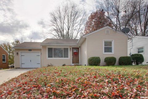 Photo of 2934 HAMPSHIRE Street, Quincy, IL 62301 (MLS # QC4269487)