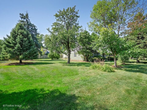 Tiny photo for 5428 Laurel Avenue, La Grange Highlands, IL 60525 (MLS # 12743499)