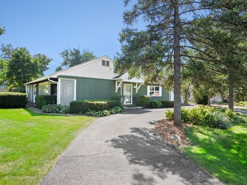 Tiny photo for 5428 Laurel Avenue, La Grange Highlands, IL 60525 (MLS # 12743499)