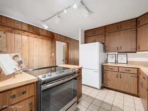 Tiny photo for 5428 Laurel Avenue, La Grange Highlands, IL 60525 (MLS # 12743499)