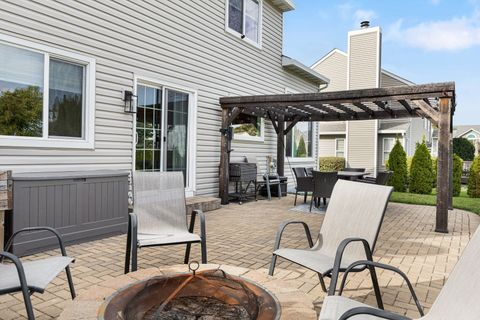 Tiny photo for 36253 N Bridlewood Avenue, Gurnee, IL 60031 (MLS # 12505810)