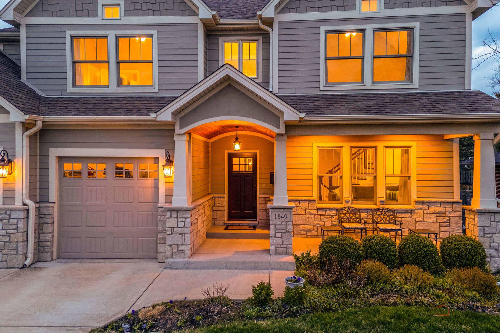 1849 N Chestnut Avenue