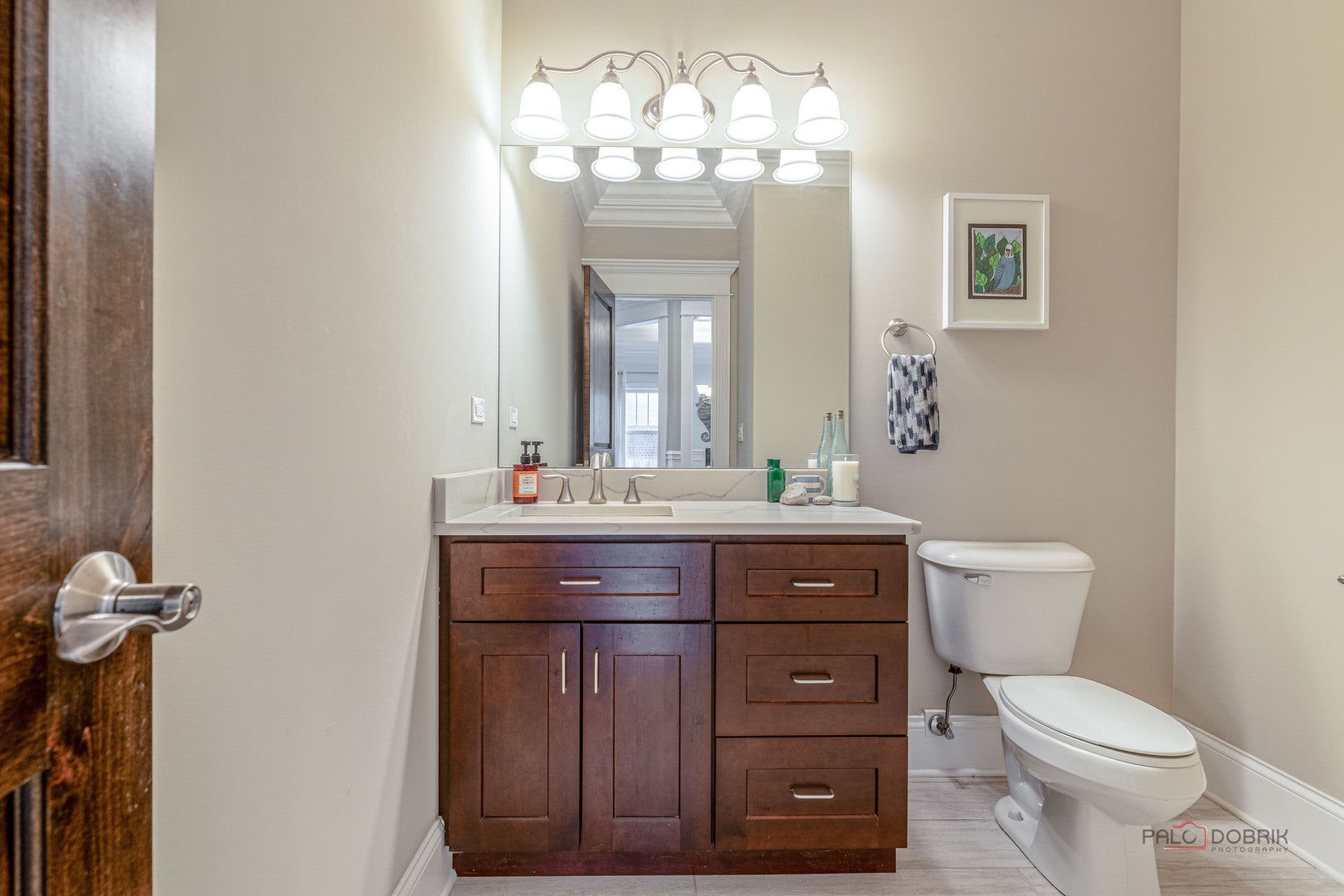 Arlington Heights, Illinois, 60004, United States, 5 Bedrooms Bedrooms, ,5 BathroomsBathrooms,Residential,Active,2035101