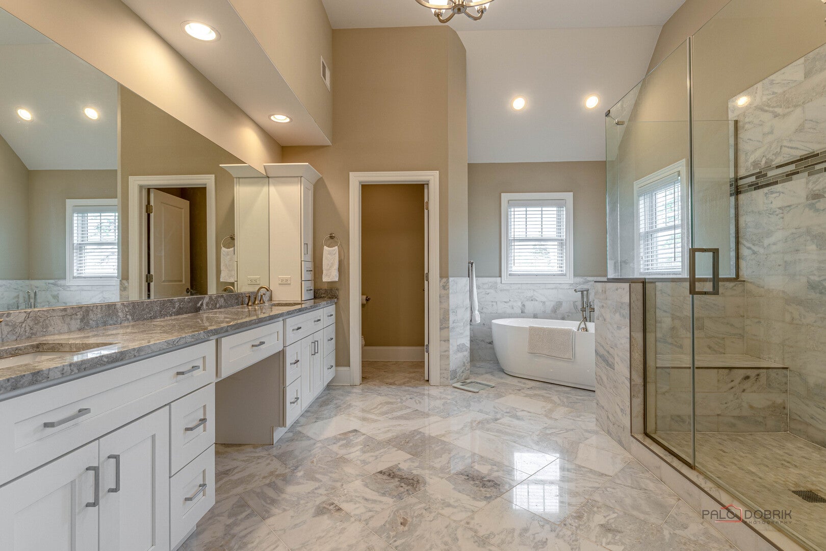 Arlington Heights, Illinois, 60004, United States, 5 Bedrooms Bedrooms, ,5 BathroomsBathrooms,Residential,Active,2035101