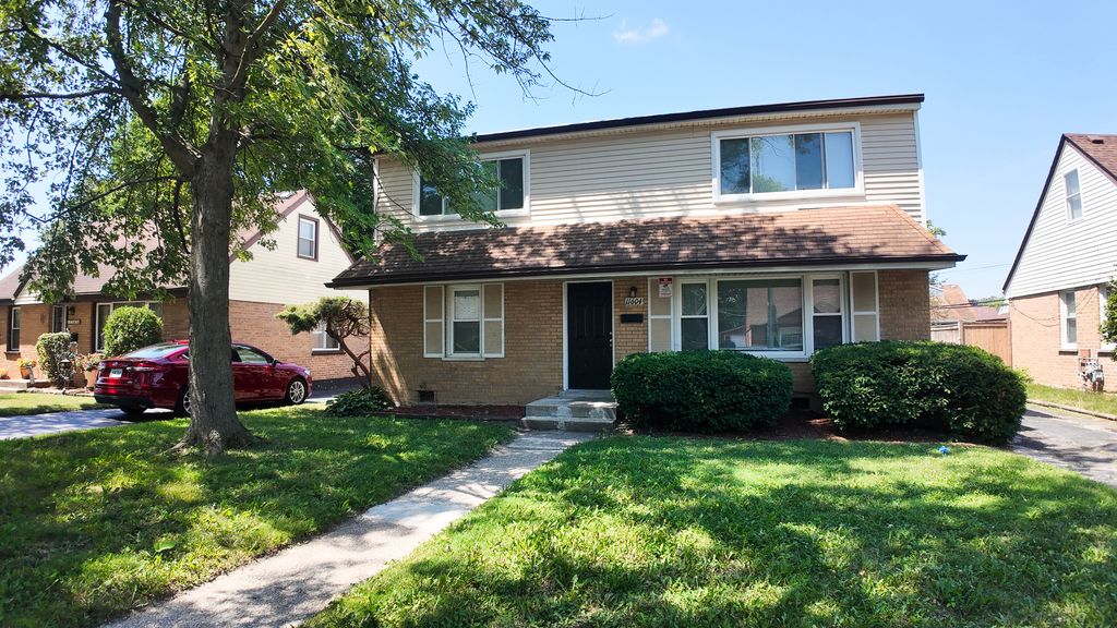 Photo for 11604 S Kenneth Avenue, Alsip, IL 60803 (MLS # 12445092)