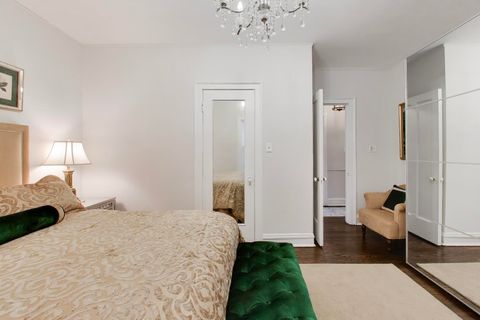 Tiny photo for 440 W Oakdale Avenue #1, Chicago, IL 60657 (MLS # 12623865)
