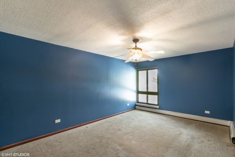 Tiny photo for 1926 Prairie Square #328, Schaumburg, IL 60193 (MLS # 12474048)