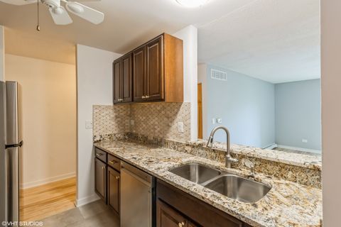 Tiny photo for 1926 Prairie Square #328, Schaumburg, IL 60193 (MLS # 12474048)