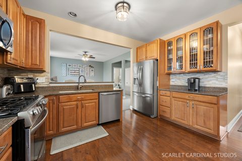 Tiny photo for 1118 Northside Drive, Shorewood, IL 60404 (MLS # 12622986)