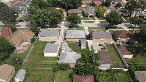 Tiny photo for 2234 S 18th Avenue, Broadview, IL 60155 (MLS # 12447955)
