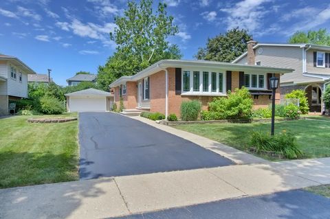 726 S Mckinley Avenue Arlington Heights IL 60005