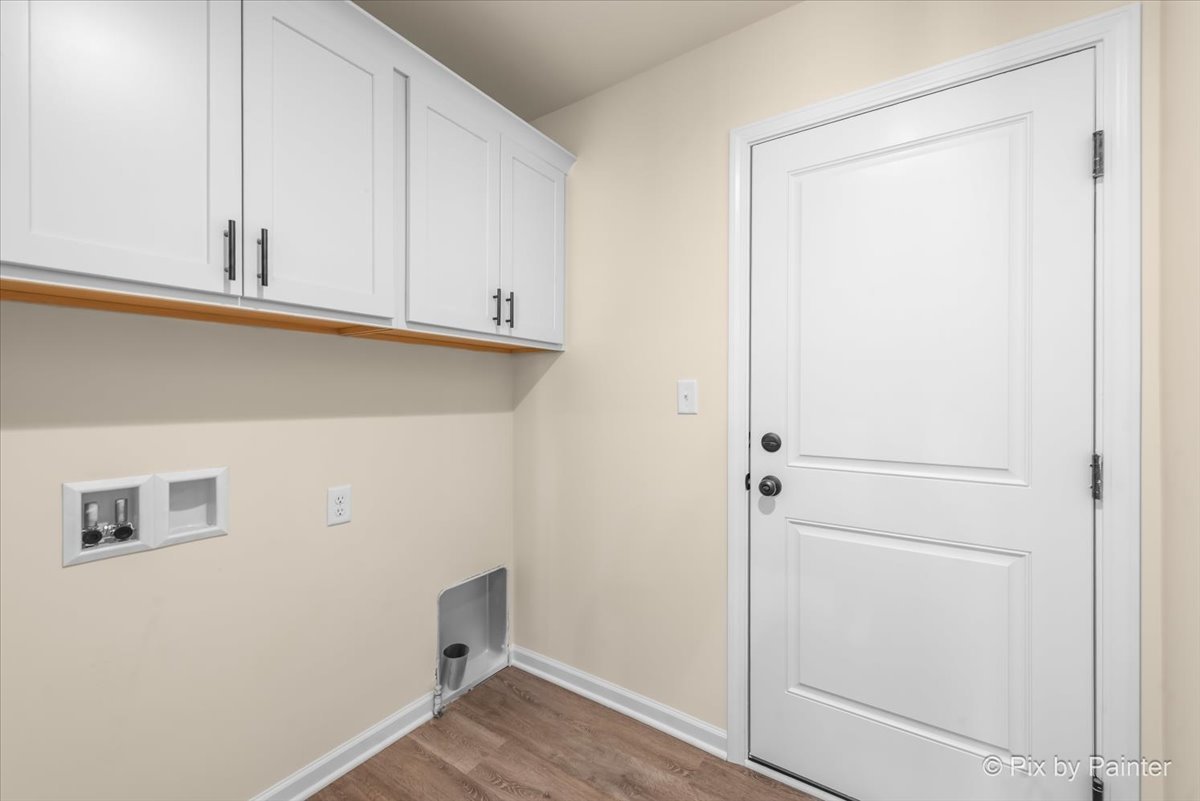 Harvard, Illinois 60033, United States, 3 Bedrooms Bedrooms, ,2 BathroomsBathrooms,Residential,Active,250459