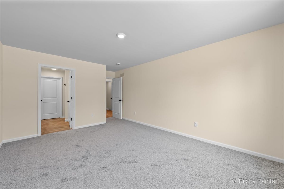 Harvard, Illinois 60033, United States, 3 Bedrooms Bedrooms, ,2 BathroomsBathrooms,Residential,Active,250459