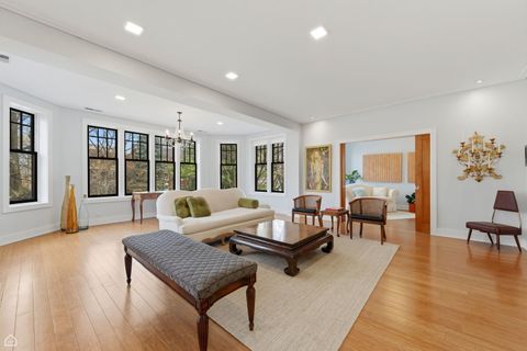 Tiny photo for 1215 E Madison Park Avenue #3, Chicago, IL 60615 (MLS # 12684895)