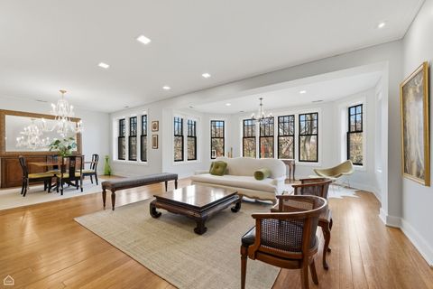 Tiny photo for 1215 E Madison Park Avenue #3, Chicago, IL 60615 (MLS # 12684895)