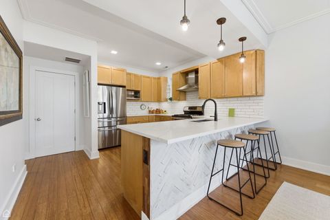 Tiny photo for 1215 E Madison Park Avenue #3, Chicago, IL 60615 (MLS # 12684895)