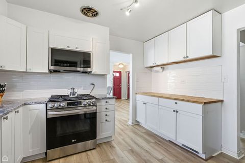 Tiny photo for 9806 S HARDING Avenue, Evergreen Park, IL 60805 (MLS # 12564052)