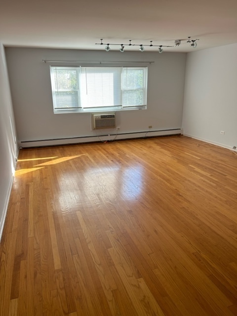 711 Austin Street 303