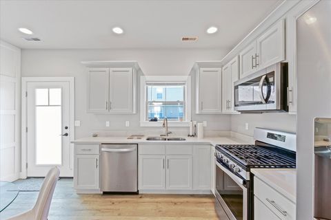 Tiny photo for 2216 S Stonebrooke Court, Urbana, IL 61802 (MLS # 12412811)