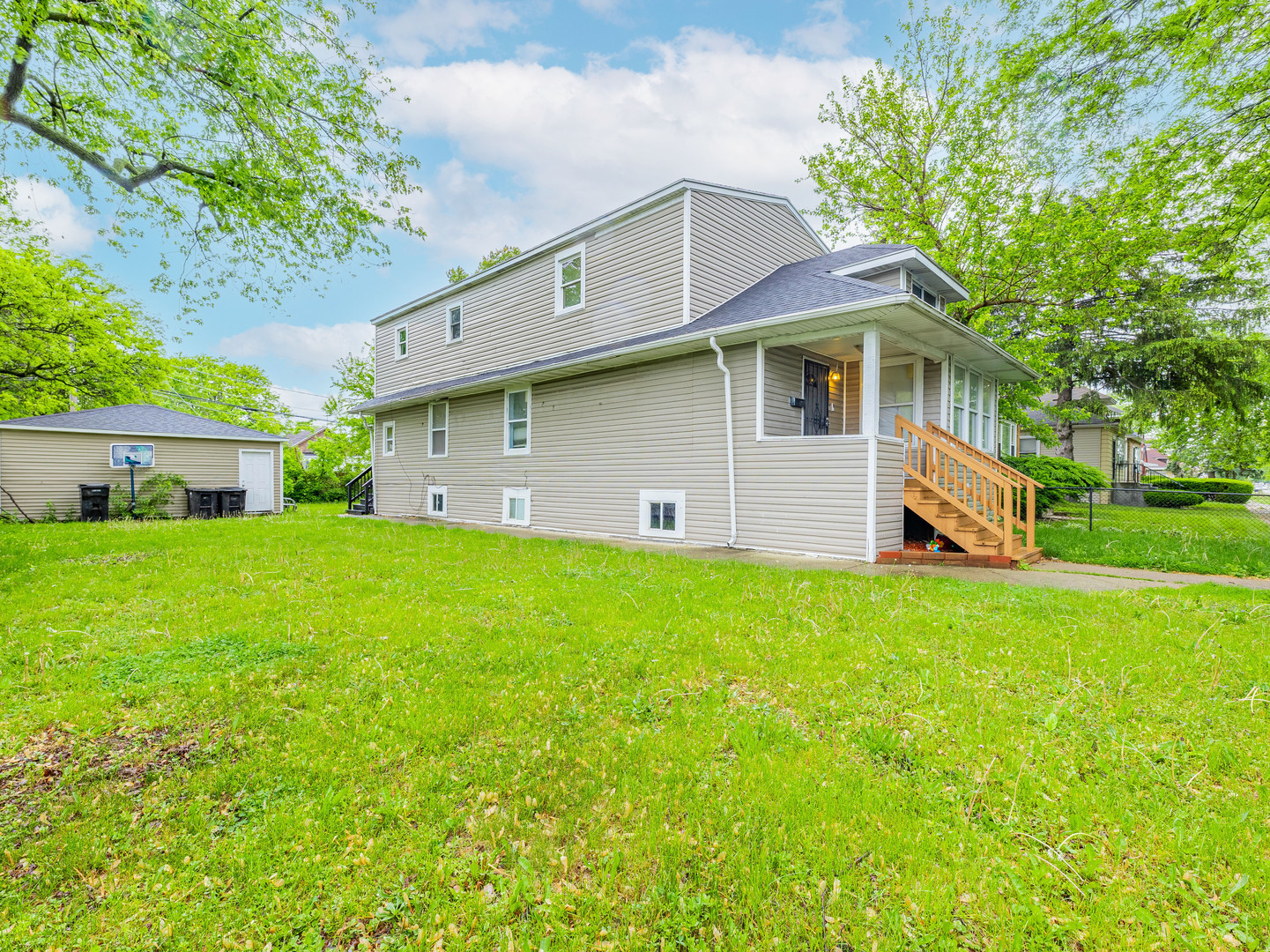 1058 W 105th Street