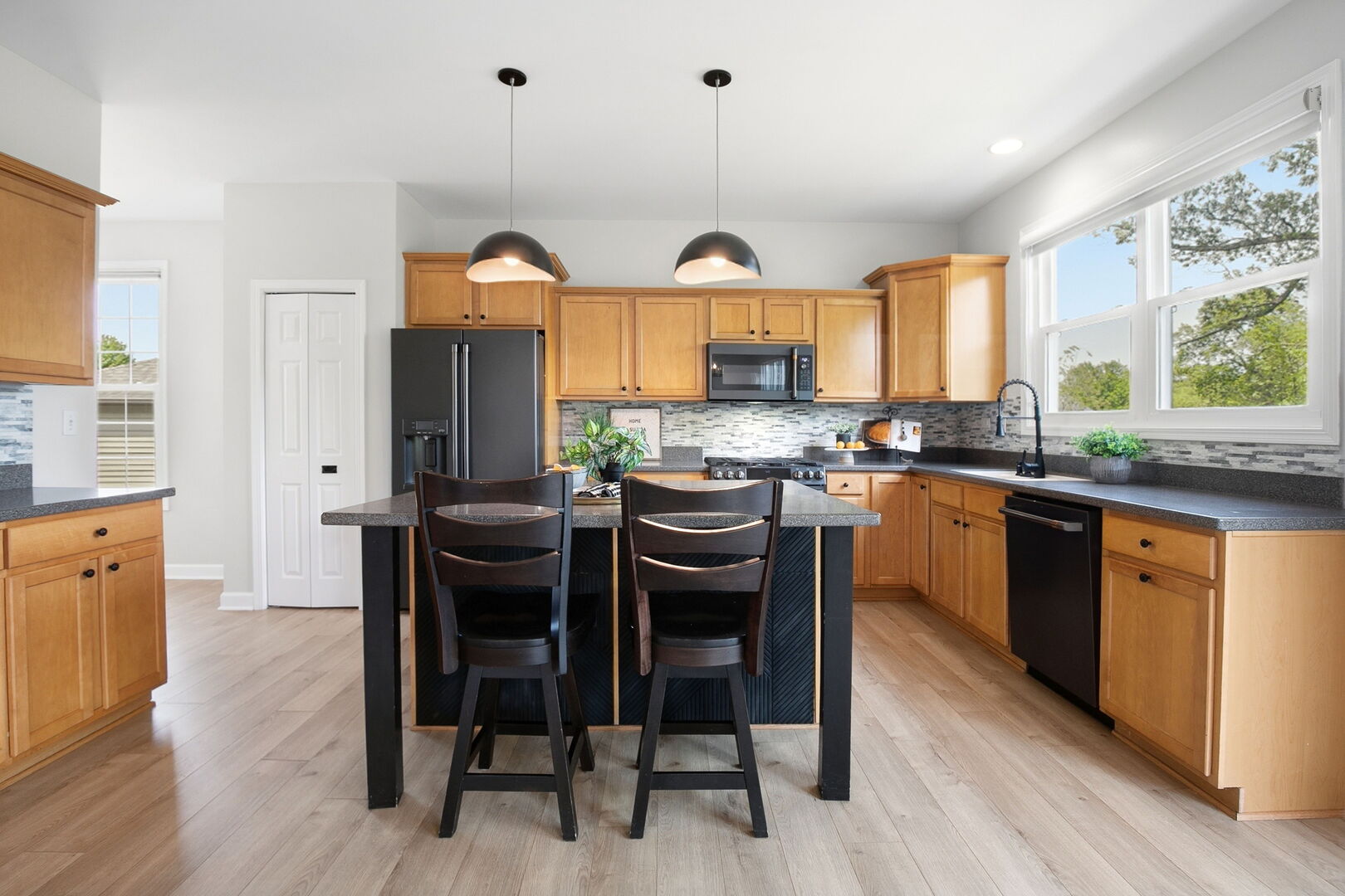 215 S Winthrop Drive