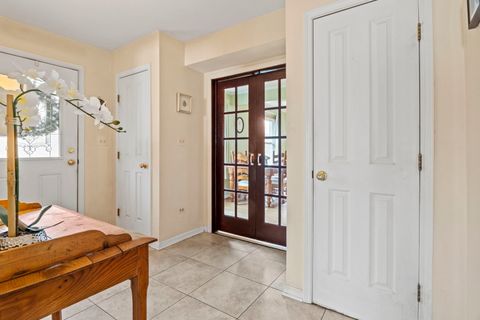 Tiny photo for 816 E Mayfair Road, Arlington Heights, IL 60005 (MLS # 12405467)