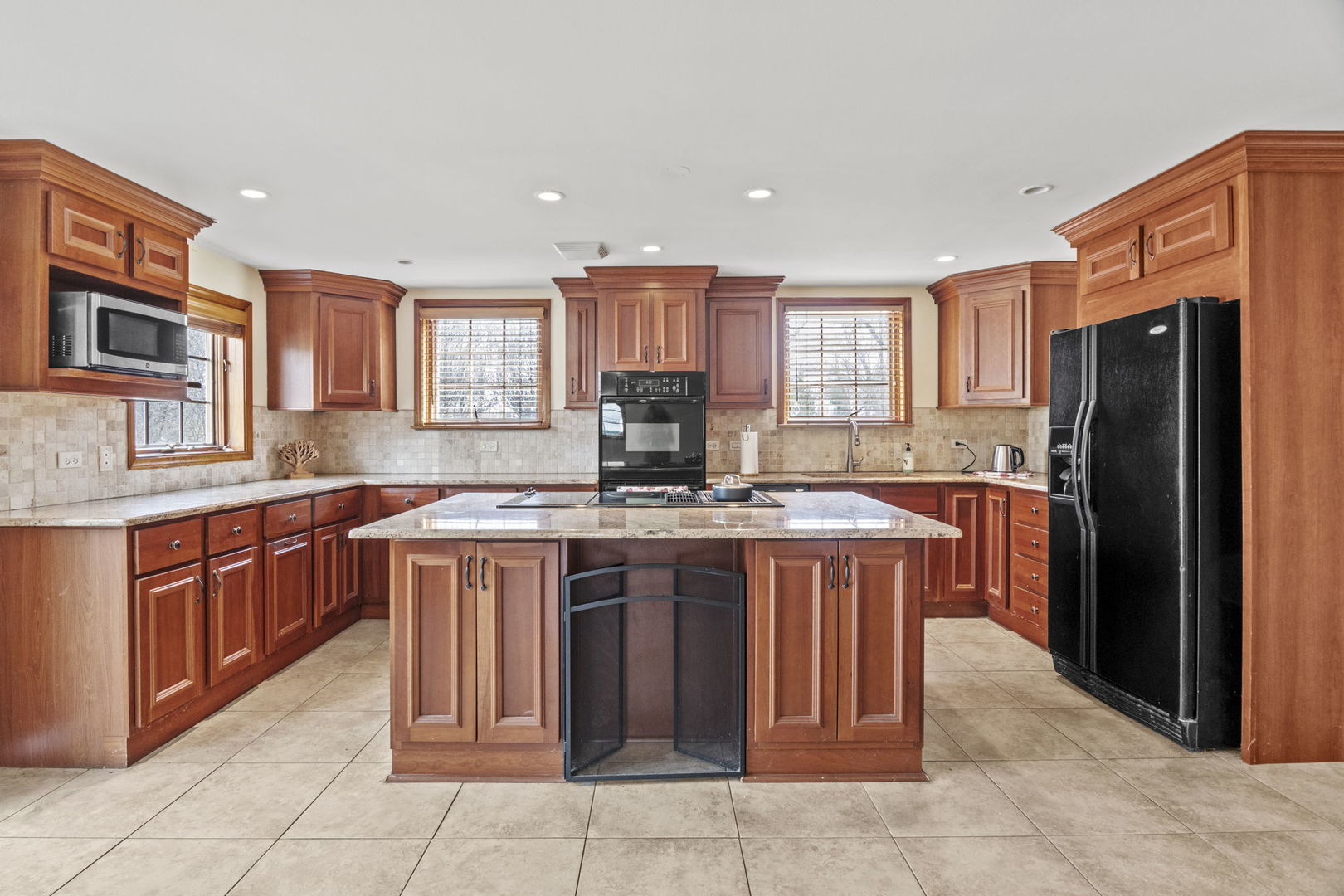 816 E Mayfair Road