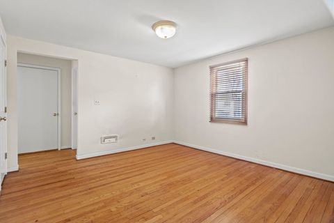 Tiny photo for 816 E Mayfair Road, Arlington Heights, IL 60005 (MLS # 12405467)