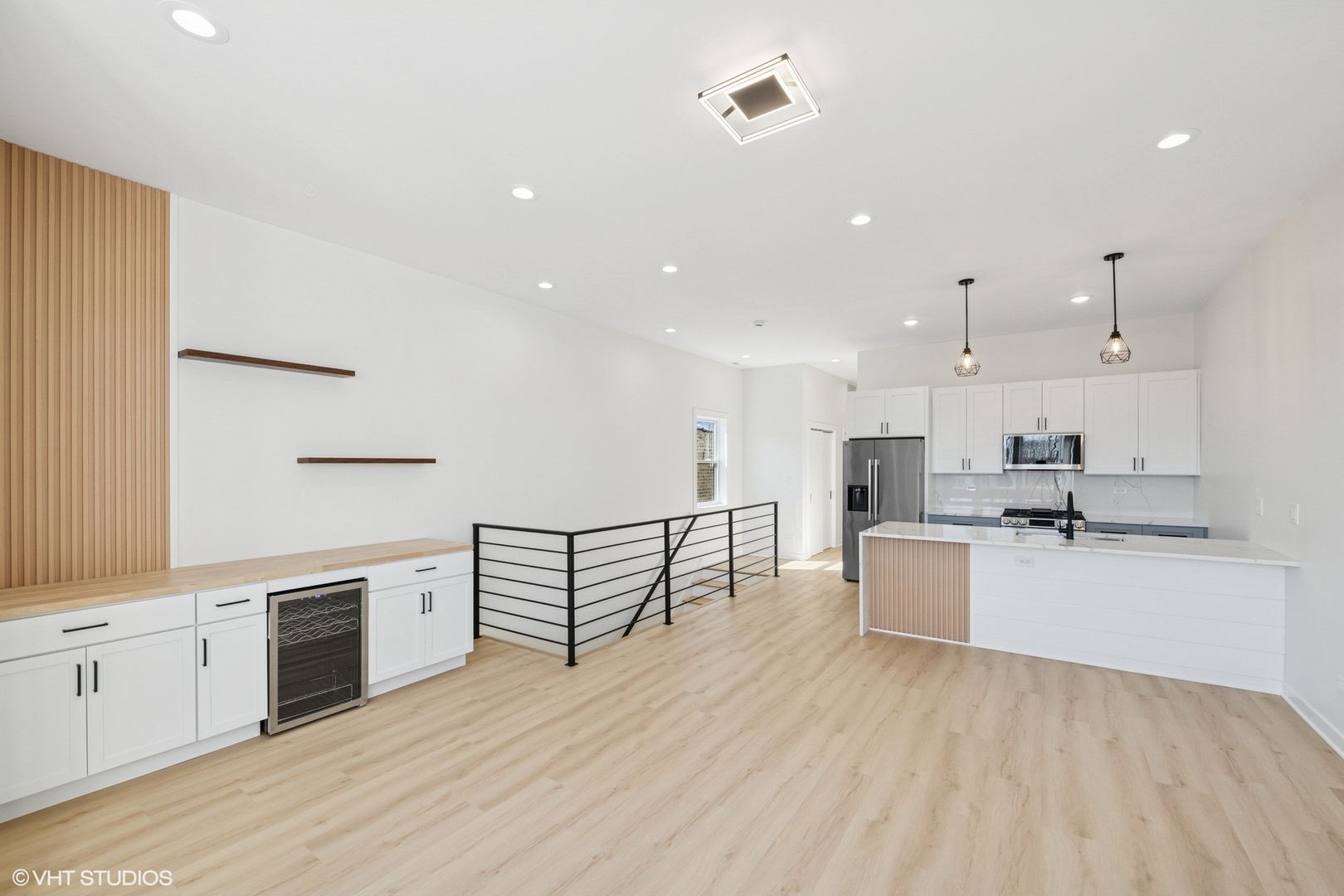 3216 W Polk Street