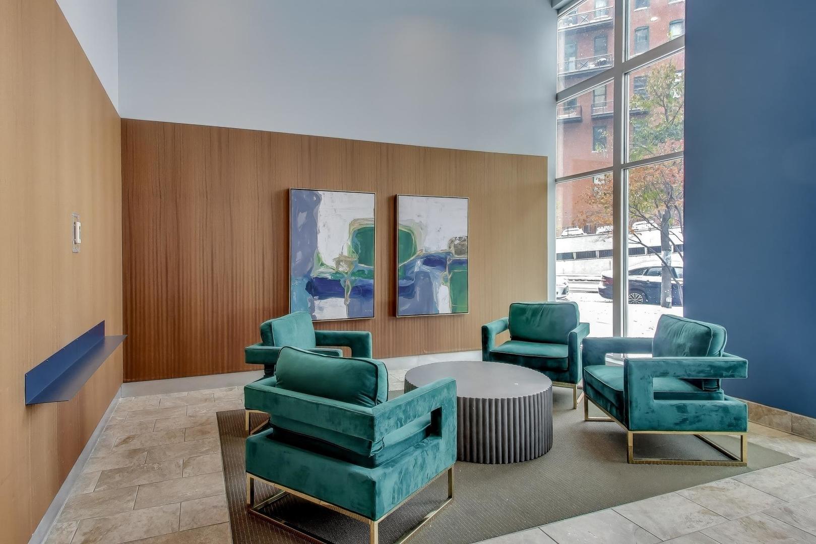 1600 S INDIANA Avenue 1106