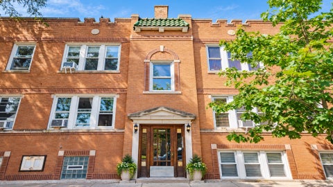 Photo of 3524 N Lawndale Avenue #1G, Chicago, IL 60618 (MLS # 12759512)